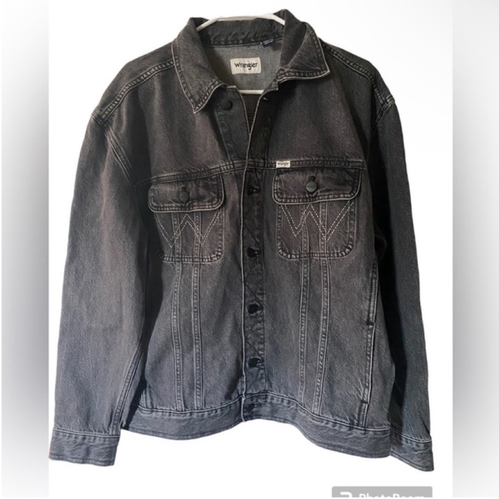 Wrangler Women’s Jacket Black size Medium